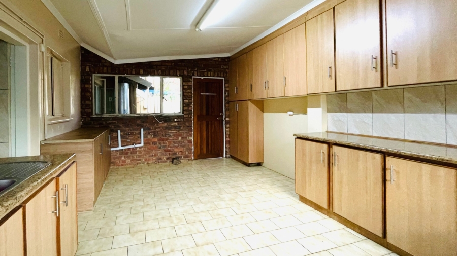 3 Bedroom Property for Sale in La Hoff North West